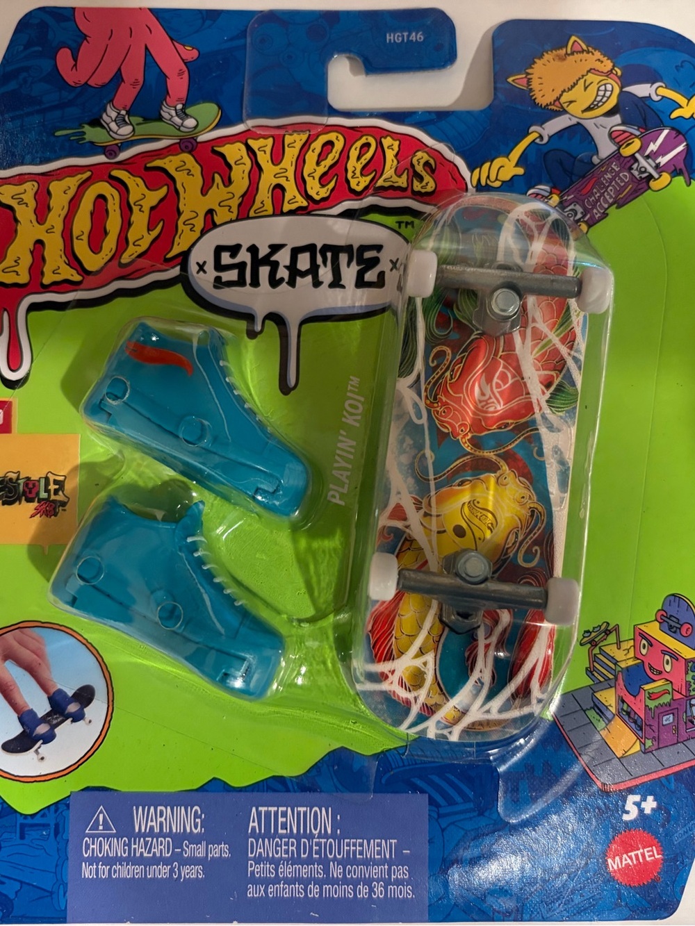 Hot Wheels Skate Playin Koi 4/10 Fingerboard Skateboard